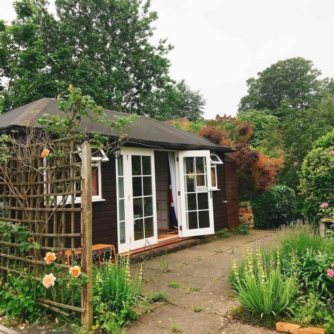 Cosy Private Cabin With Parking In Good Location Oxford Kültér fotó